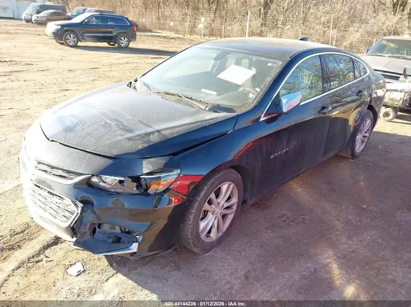 1G1ZD5ST3JF179092 2018 CHEVROLET MALIBU - Image 2