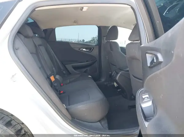 1G1ZD5ST3JF180596 2018 CHEVROLET MALIBU - Image 8