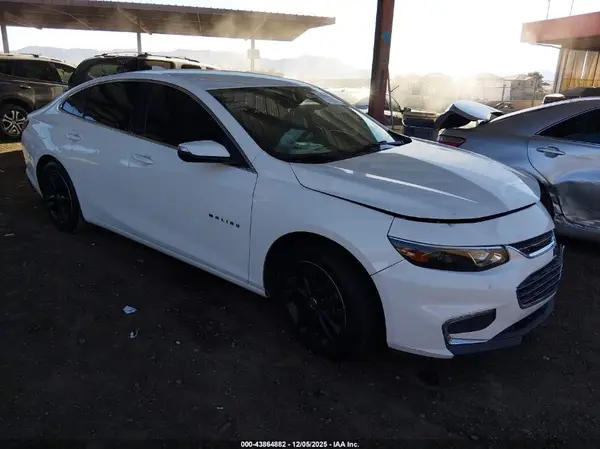 1G1ZD5ST3JF180694 2018 CHEVROLET MALIBU - Image 1