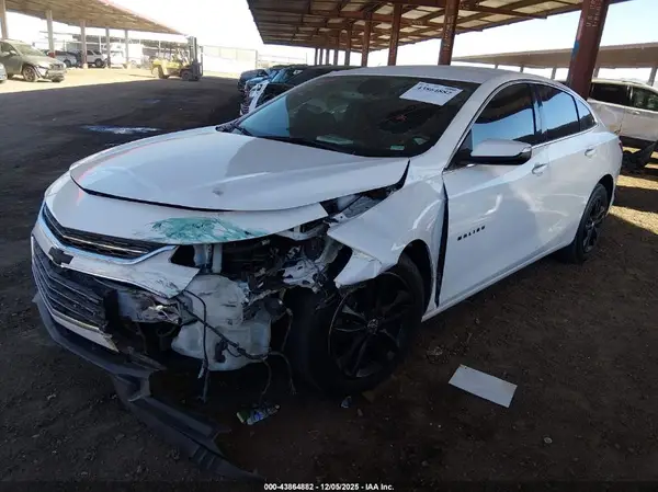 1G1ZD5ST3JF180694 2018 CHEVROLET MALIBU - Image 2
