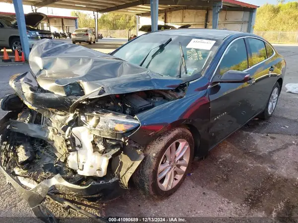 1G1ZD5ST3JF181098 2018 CHEVROLET MALIBU - Image 2