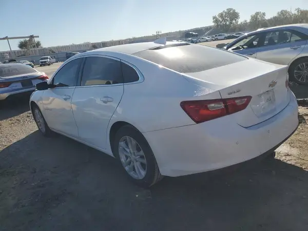 1G1ZD5ST3JF185541 2018 CHEVROLET MALIBU - Image 2