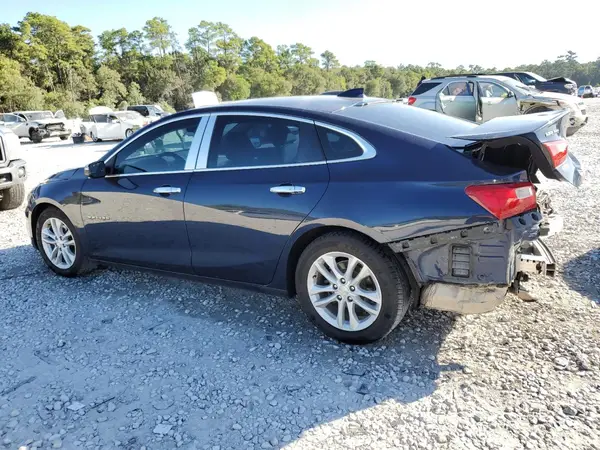 1G1ZD5ST3JF186947 2018 CHEVROLET MALIBU - Image 2