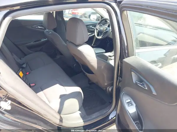 1G1ZD5ST3JF187015 2018 CHEVROLET MALIBU - Image 8