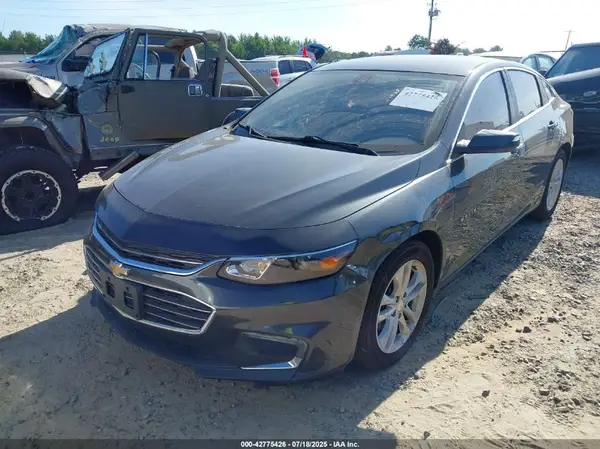 1G1ZD5ST3JF192053 2018 CHEVROLET MALIBU - Image 2