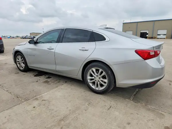 1G1ZD5ST3JF192683 2018 CHEVROLET MALIBU - Image 2