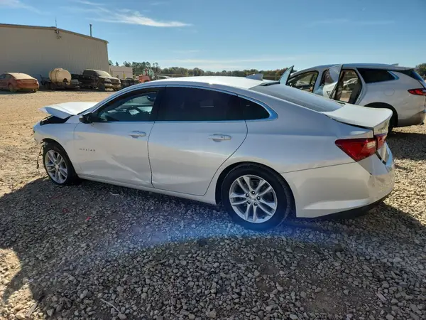 1G1ZD5ST3JF193848 2018 CHEVROLET MALIBU - Image 2