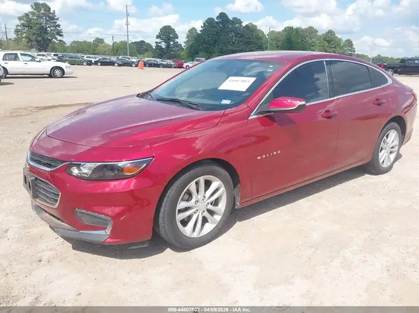 1G1ZD5ST3JF194675 2018 CHEVROLET MALIBU - Image 2