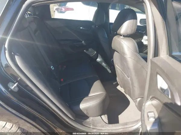 1G1ZD5ST3JF196829 2018 CHEVROLET MALIBU - Image 8