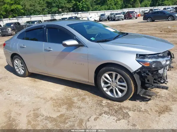 1G1ZD5ST3JF203939 2018 CHEVROLET MALIBU - Image 1