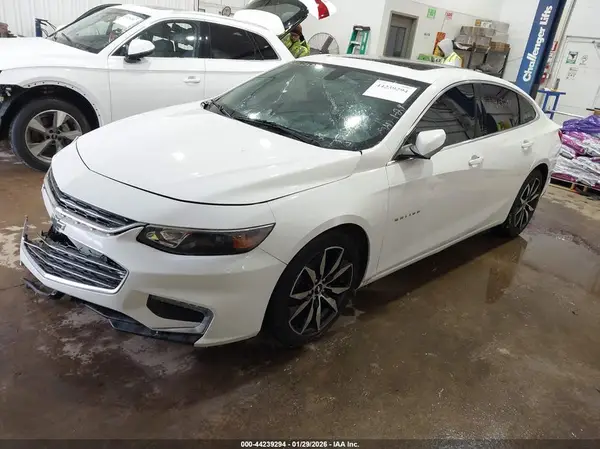 1G1ZD5ST3JF207408 2018 CHEVROLET MALIBU - Image 2