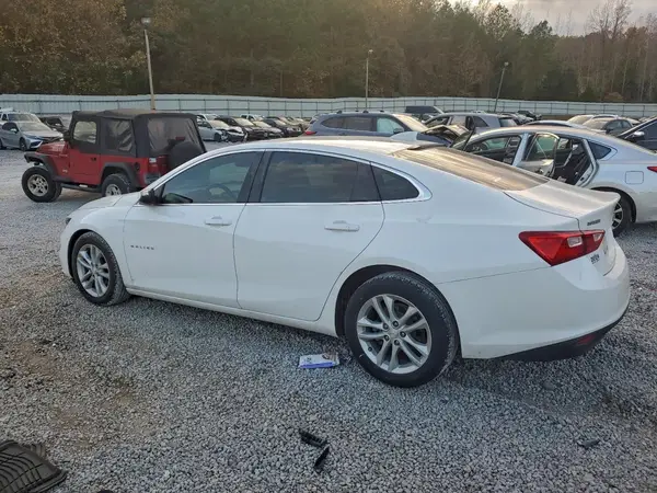 1G1ZD5ST3JF208638 2018 CHEVROLET MALIBU - Image 2