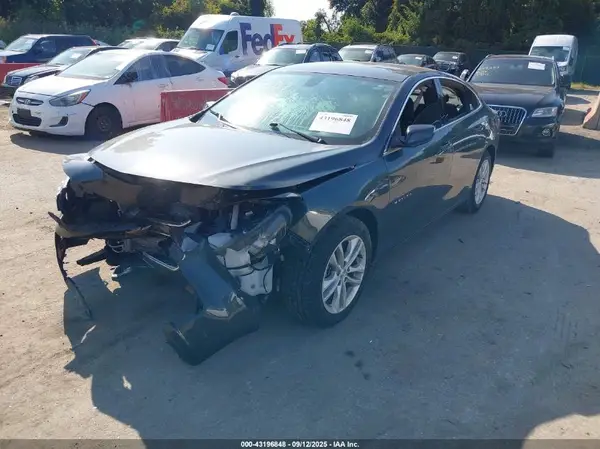 1G1ZD5ST3JF210387 2018 CHEVROLET MALIBU - Image 2