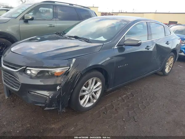 1G1ZD5ST3JF210597 2018 CHEVROLET MALIBU - Image 2