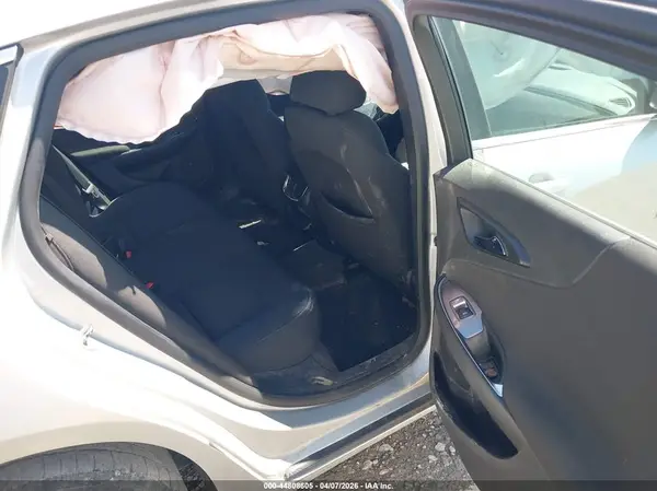 1G1ZD5ST3JF212639 2018 CHEVROLET MALIBU - Image 8