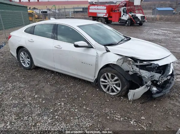 1G1ZD5ST3JF212737 2018 CHEVROLET MALIBU - Image 1