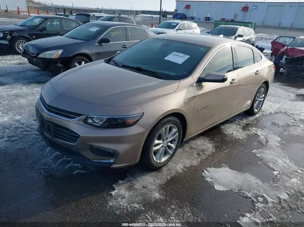 1G1ZD5ST3JF215105 2018 CHEVROLET MALIBU - Image 2