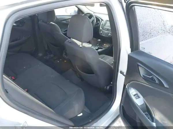 1G1ZD5ST3JF216836 2018 CHEVROLET MALIBU - Image 8