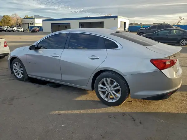 1G1ZD5ST3JF225312 2018 CHEVROLET MALIBU - Image 2