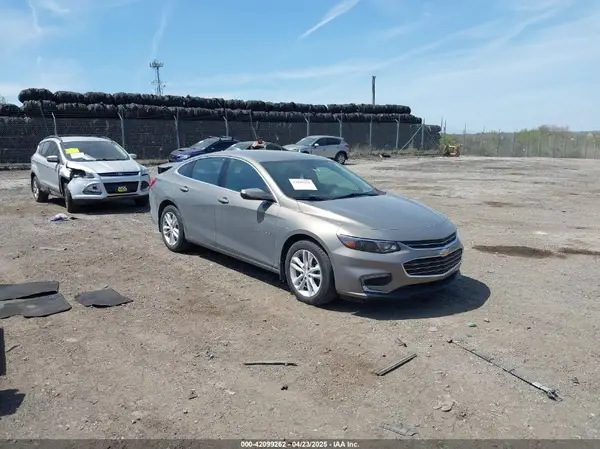 1G1ZD5ST3JF227142 2018 CHEVROLET MALIBU - Image 1
