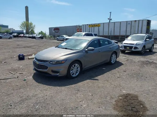 1G1ZD5ST3JF227142 2018 CHEVROLET MALIBU - Image 2