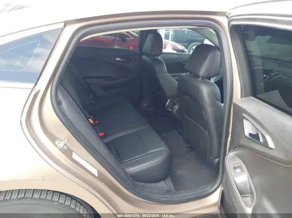 1G1ZD5ST3JF229991 2018 CHEVROLET MALIBU - Image 8