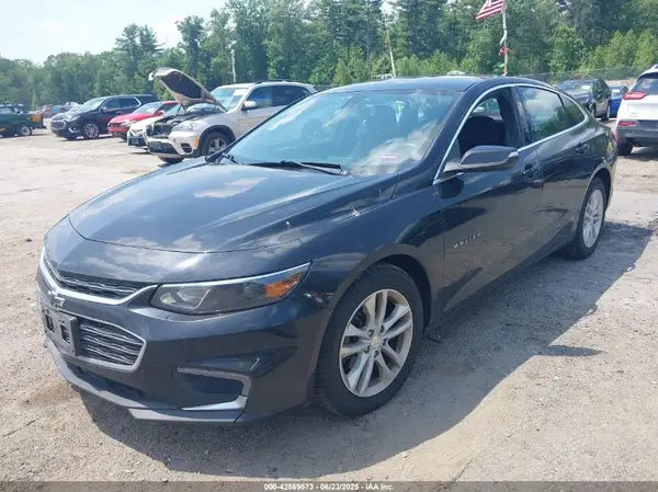 1G1ZD5ST3JF232728 2018 CHEVROLET MALIBU - Image 2
