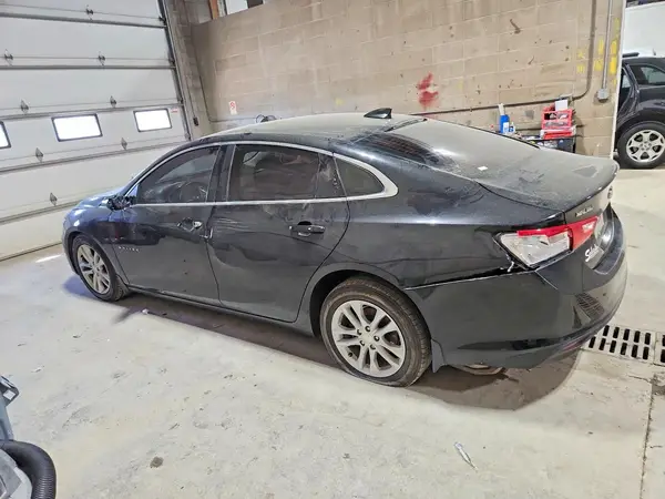 1G1ZD5ST3JF233006 2018 CHEVROLET MALIBU - Image 2