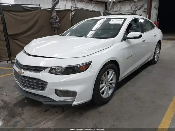 1G1ZD5ST3JF236276 2018 CHEVROLET MALIBU - Image 2