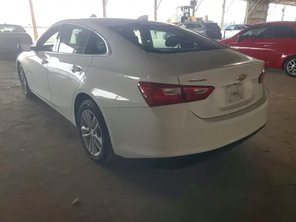 1G1ZD5ST3JF236603 2018 CHEVROLET MALIBU - Image 2
