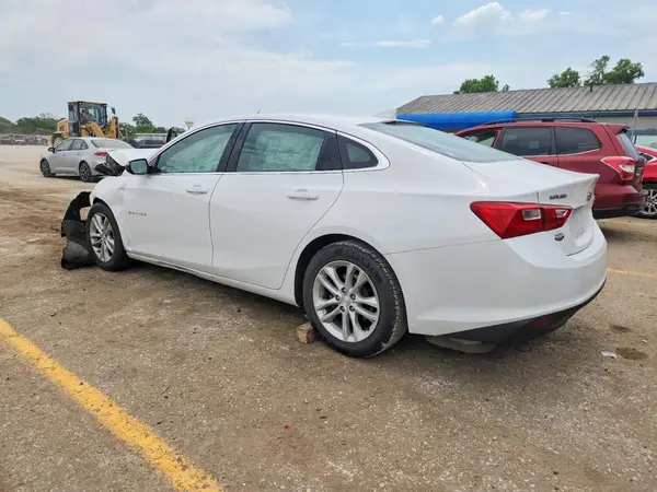 1G1ZD5ST3JF239968 2018 CHEVROLET MALIBU - Image 2