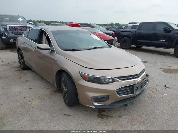 1G1ZD5ST3JF245558 2018 CHEVROLET MALIBU - Image 1