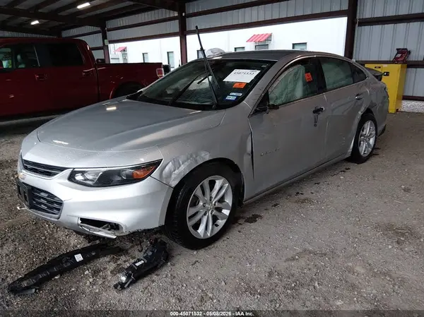 1G1ZD5ST3JF247214 2018 CHEVROLET MALIBU - Image 2