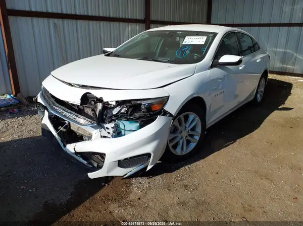 1G1ZD5ST3JF256883 2018 CHEVROLET MALIBU - Image 2