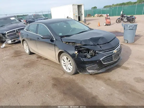 1G1ZD5ST3JF257533 2018 CHEVROLET MALIBU - Image 1