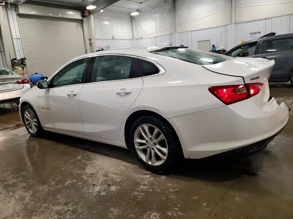 1G1ZD5ST3JF263431 2018 CHEVROLET MALIBU - Image 2
