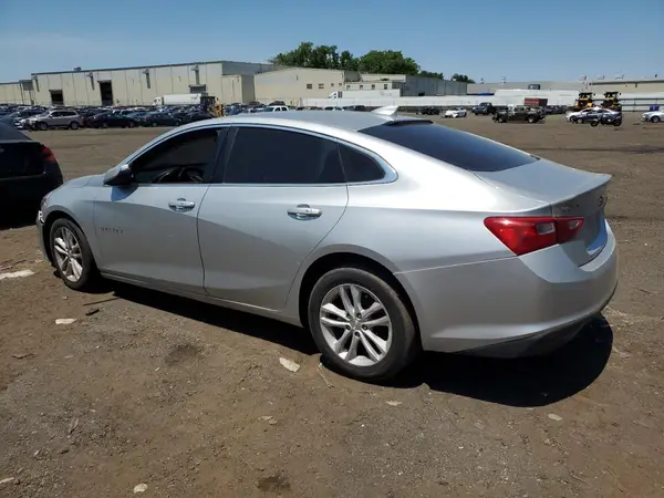 1G1ZD5ST3JF265857 2018 CHEVROLET MALIBU - Image 2