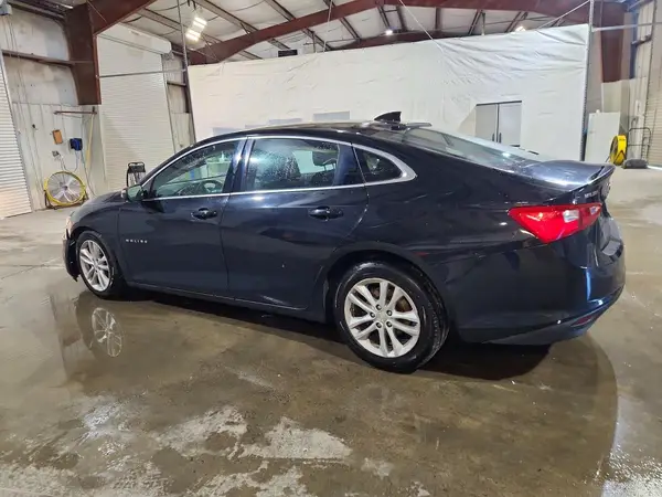 1G1ZD5ST3JF266197 2018 CHEVROLET MALIBU - Image 2