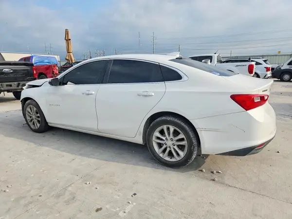 1G1ZD5ST3JF266488 2018 CHEVROLET MALIBU - Image 2
