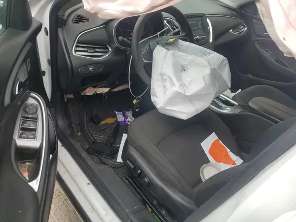 1G1ZD5ST3JF267379 2018 CHEVROLET MALIBU - Image 8