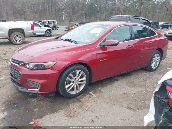 1G1ZD5ST3JF268063 2018 CHEVROLET MALIBU - Image 2