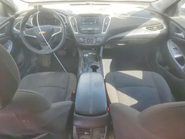 1G1ZD5ST3JF268256 2018 CHEVROLET MALIBU - Image 8