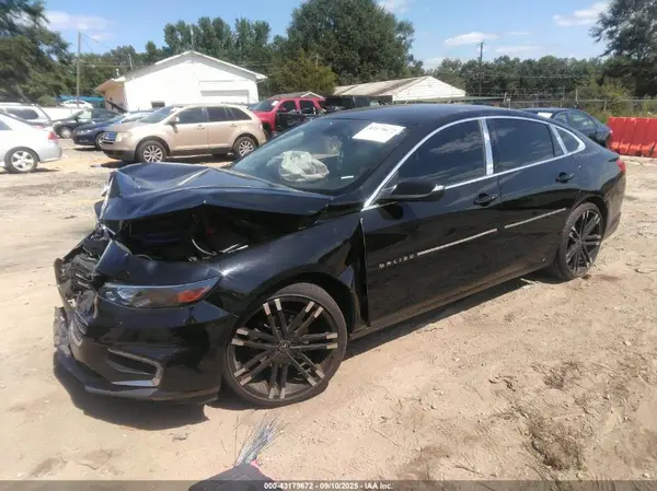 1G1ZD5ST3JF271450 2018 CHEVROLET MALIBU - Image 2