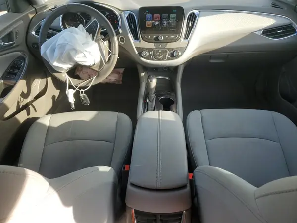 1G1ZD5ST3JF282173 2018 CHEVROLET MALIBU - Image 8