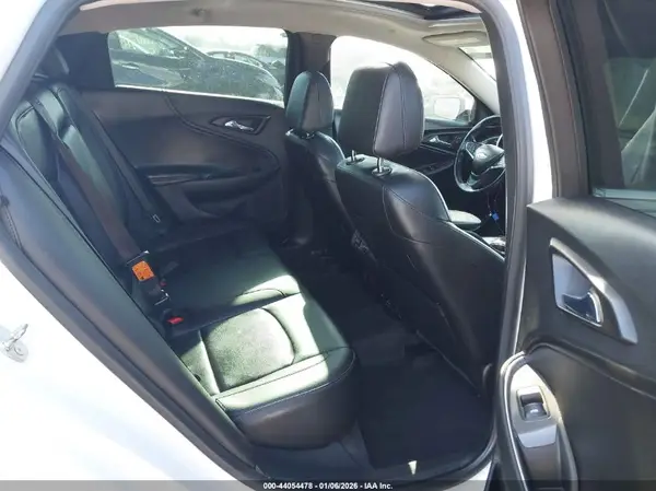 1G1ZD5ST3JF287535 2018 CHEVROLET MALIBU - Image 8