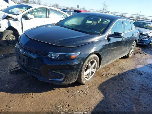 1G1ZD5ST3JF289477 2018 CHEVROLET MALIBU - Image 2