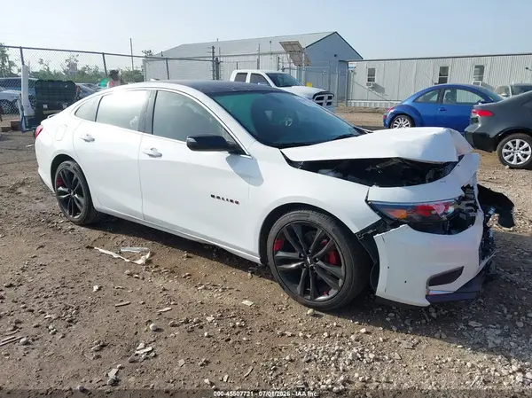 1G1ZD5ST3JF294467 2018 CHEVROLET MALIBU - Image 1