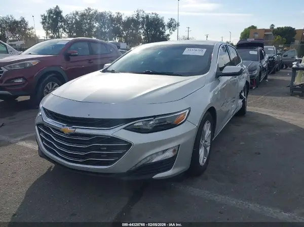 1G1ZD5ST3KF104278 2019 CHEVROLET MALIBU - Image 2
