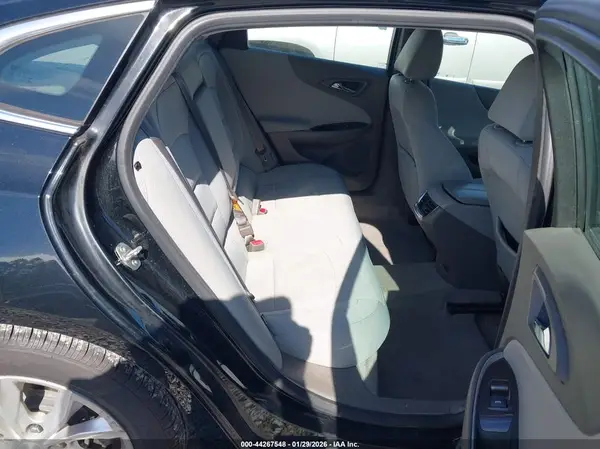 1G1ZD5ST3KF106676 2019 CHEVROLET MALIBU - Image 8