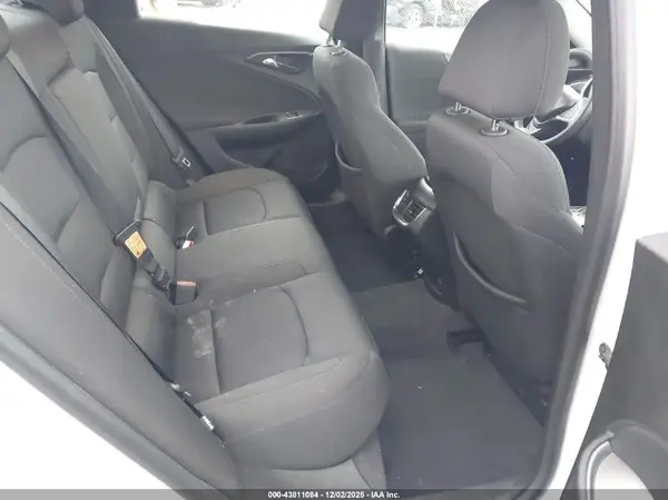 1G1ZD5ST3KF106970 2019 CHEVROLET MALIBU - Image 8
